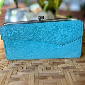 Vintage Buxton Cowhide Tri-fold Wallet